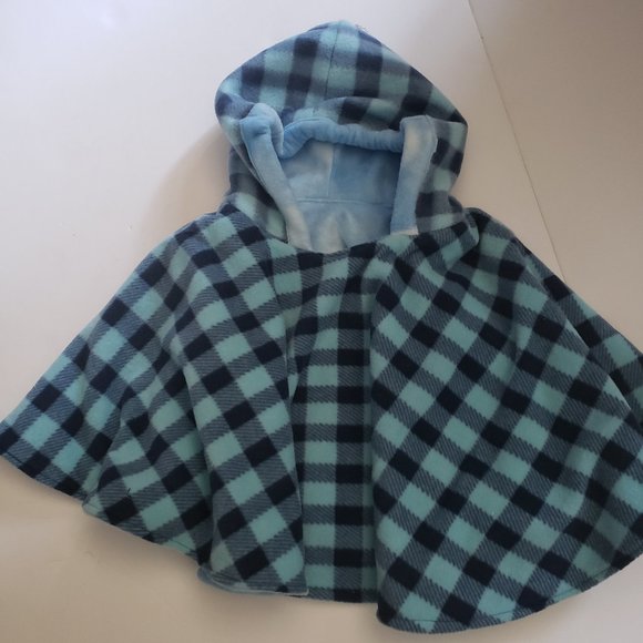 Handmade Child Poncho - Picture 1 of 2